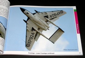 2.br-de.havilland-sea-vixen-faw.1.and.2-inside1