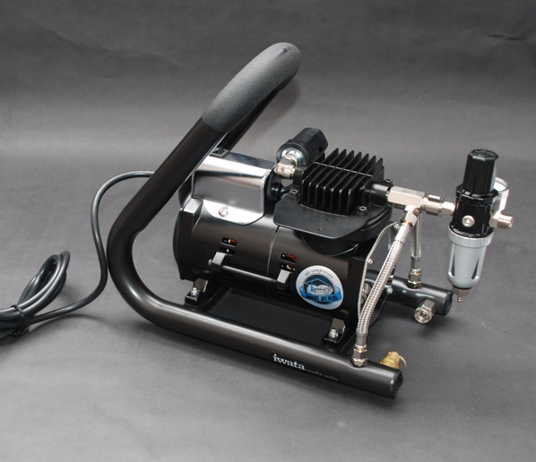 Iwata Studio Series Smart Jet plus Handle-Tank compressor - Scale Modelling  Now