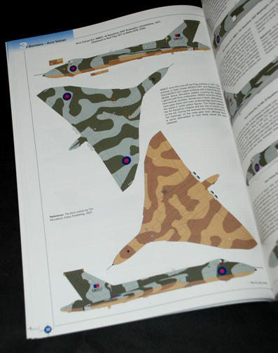 5.BR-Ac-V.Bombers-Britains-Cold-War-Nuclear-Deterrent,-Pub-Aviation-W.shop