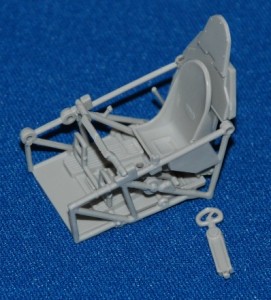 2.BN-Ac-kits-Italeri-Hawker Hurricane Mk.I, 1.48 scale Pt.1