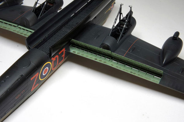 19-BN-Ac-Airfix-Avro-Lancaster-BII-e-Supply-Set-1.72-Pt2