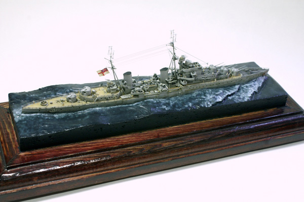 HMS Dido sekitar tahun 1942 WEM 1.700