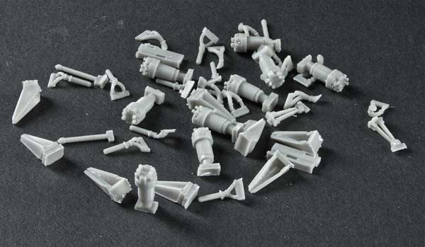 Bulldog-engine-pieces1-ZOOMsmall