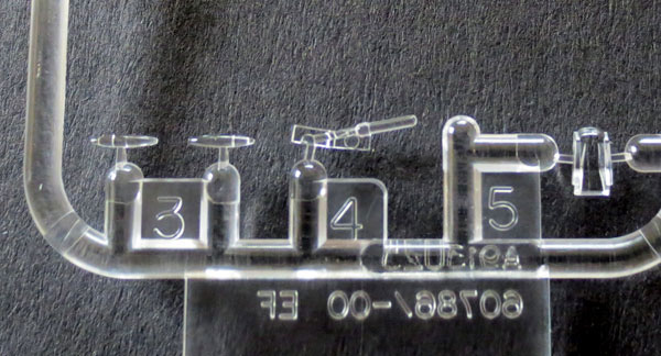 29-HN-Ac-Tamiya-F-16CJ-Block-50-1.72