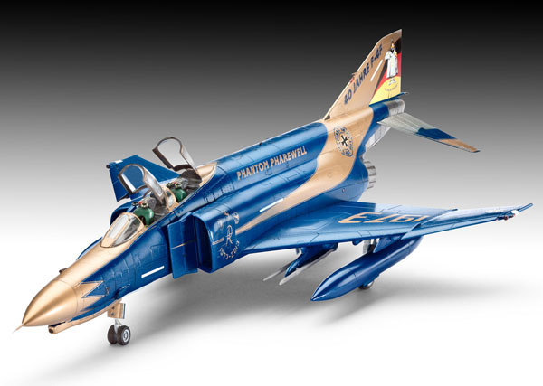 2-HN-Ac-Revell-F4F-ਫੈਂਟਮ-ਫੈਰਵੈਲ-1.72