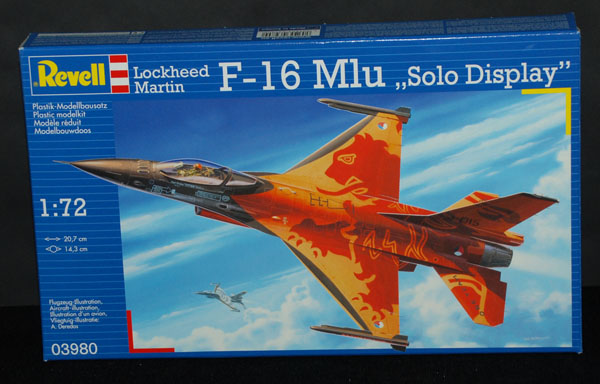 1 HN Ac Revell Lockheed Martin F16 MLU 1.72 تحديث