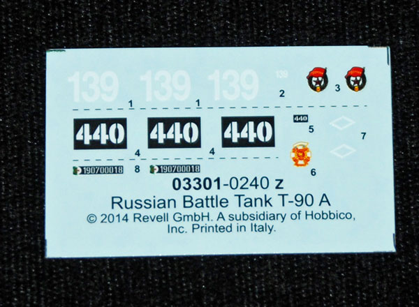 11-HN-Ar-Revell-Russian-Battle-Tank-T90A-1.72