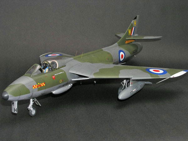 4-HN-Ac-Revell-หาบเร่-Hunter-FGA9-Mk58-1.32