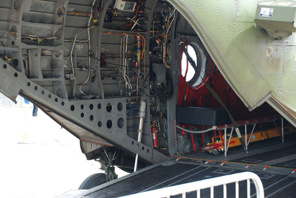 4-Royal-Netherlands-Air-Force-CH-47-Chinook