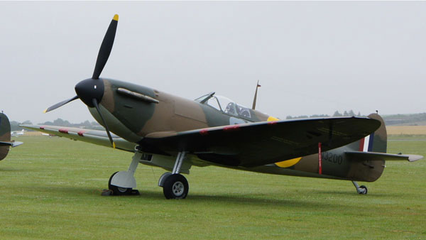 00-BN-Revell-Supermarine-Spitfire-MkIIa-1.32-Pt1