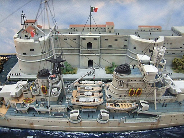 4 BN Ma HobbyBoss Italian Heavy Cruiser Pola 1.350 Pt1