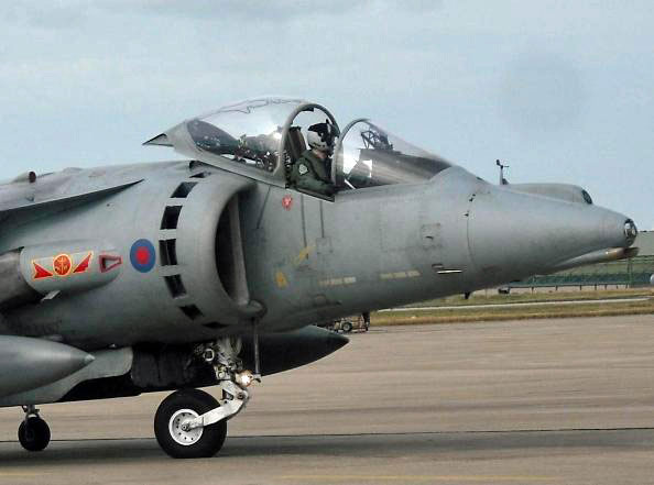 01b-BN-Ac-Airfix-BAe-Harrier-GR7.9-1.72