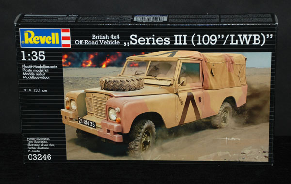 1-HN-Ar-Revell-British-4X4-Land-Rover-Series-III-109-LWB-1.35