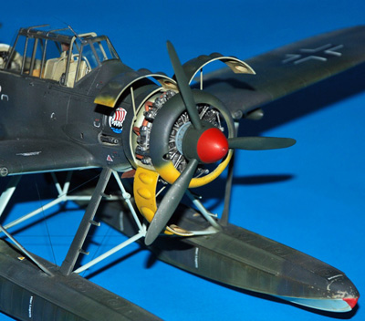 2 BN Ac Revell Arado Ar 196A3 and HPH Catapult 1.32 scale