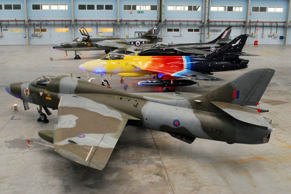 2 BN Ac Revell Hawker Hunter Fisher T7 轉換 1.32