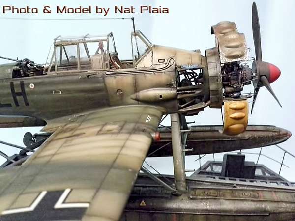2a-BN-Ac-Revell-Arado-Ar-196A3-and-HPH-Catapult-1.32-scale