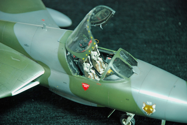 2b BN Ac Revell Hawker Hunter Fisher T7 Conversão 1.32