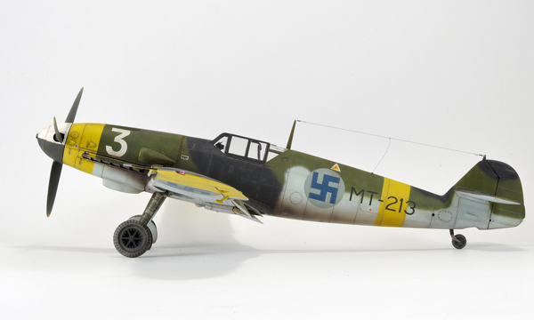 1 BN Ac Hasegawa Bf109G2 Φινλανδική AF 1.32 Pt1