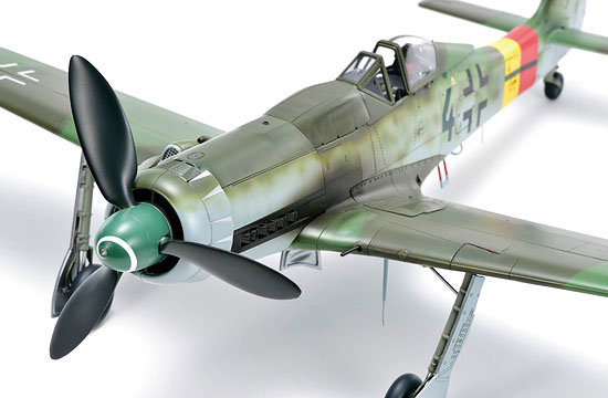 8-HN-Ac-Zoukeimura-FockeWulf-Ta152H0-1.32