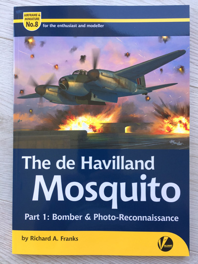 1-BR-Ac-Airframe-Miniature-No8-De-Havilland-Mosquito-B-and-PR