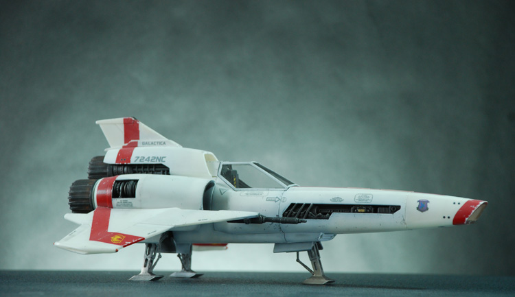 2 bilhões-sf-colonial-viper-mk-ii-battlestar-galactica-1-32-revell