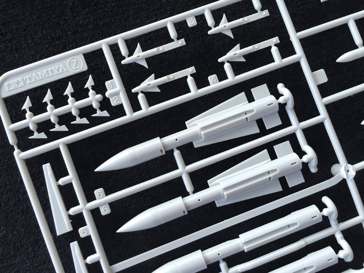 24-hn-ac-tamiya-grumman-f-14a-ทอมแคท-1-48