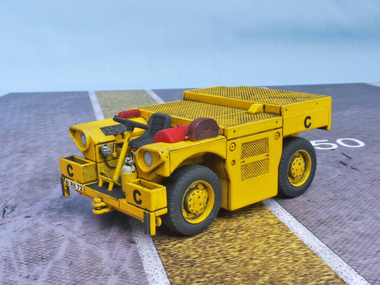 10a-bn-acar-skunkmodels-workshop-royal-navy-tow-tractor-1-48-copy