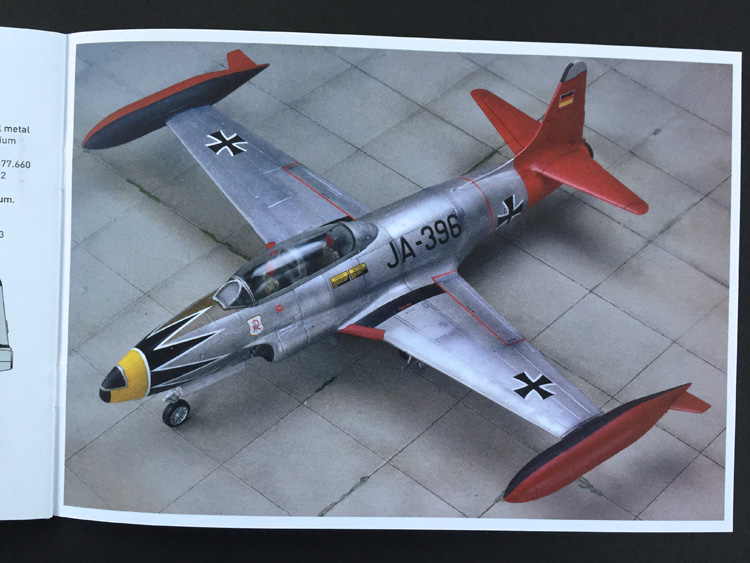 2-hn-ac-kits-tanmodel-lockheed-t-33-bintang-menembak-1-72