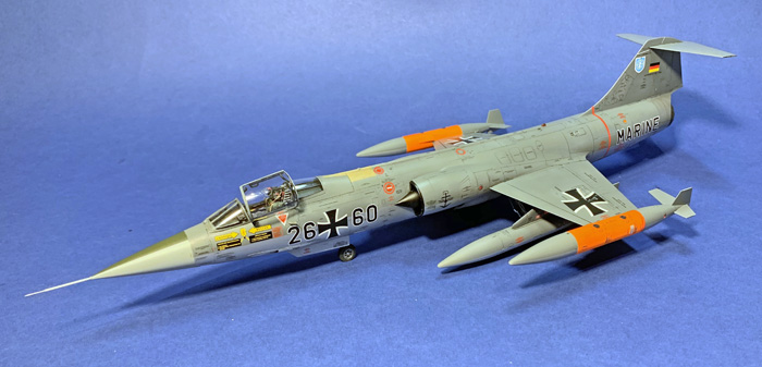 Kinetic（金色系列）F-104G 德国空军星际战斗机 1:48