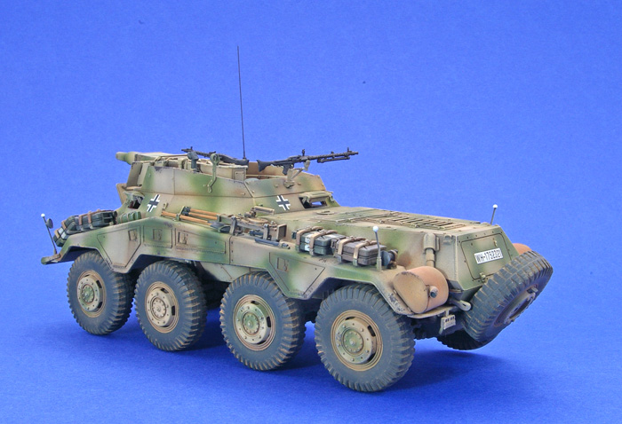 Sd.Kfz234 / 3装甲車1:35