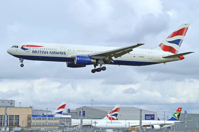 Boeing 767-336ER G-BNWZ British Airways vuelo BA457