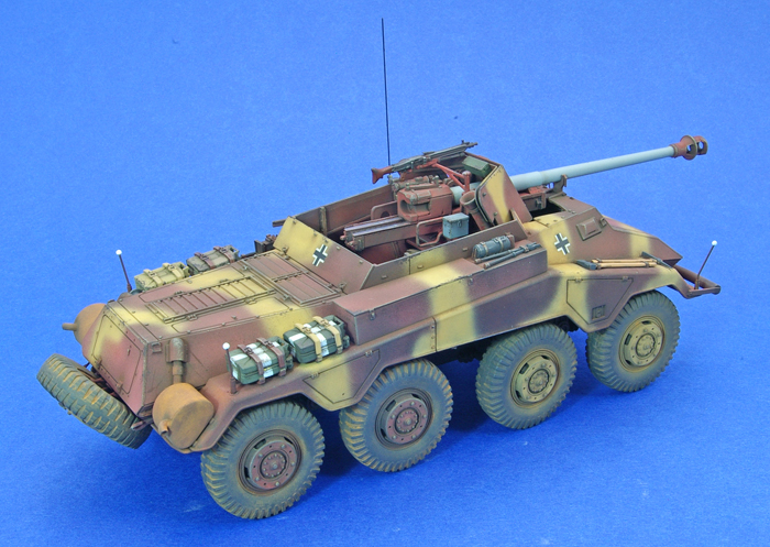 SD.Kfz.234 / 4 Panzerspähwagen سيارة مصفحة 1:35