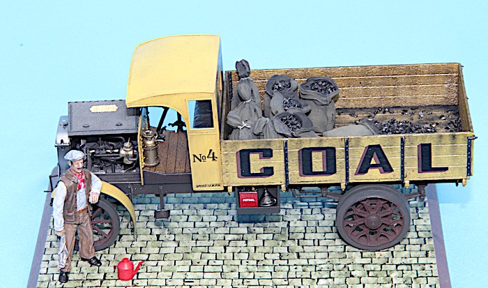 MiniArt British Truck 3t LGOC B-Type 1:35