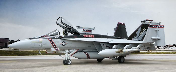 MENG Boeing F/A-18E Süper Hornet 1:48