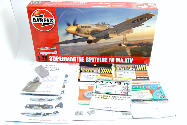 Airfix Supermarine 噴火戰鬥機 FR.Mk XIVe 1:48