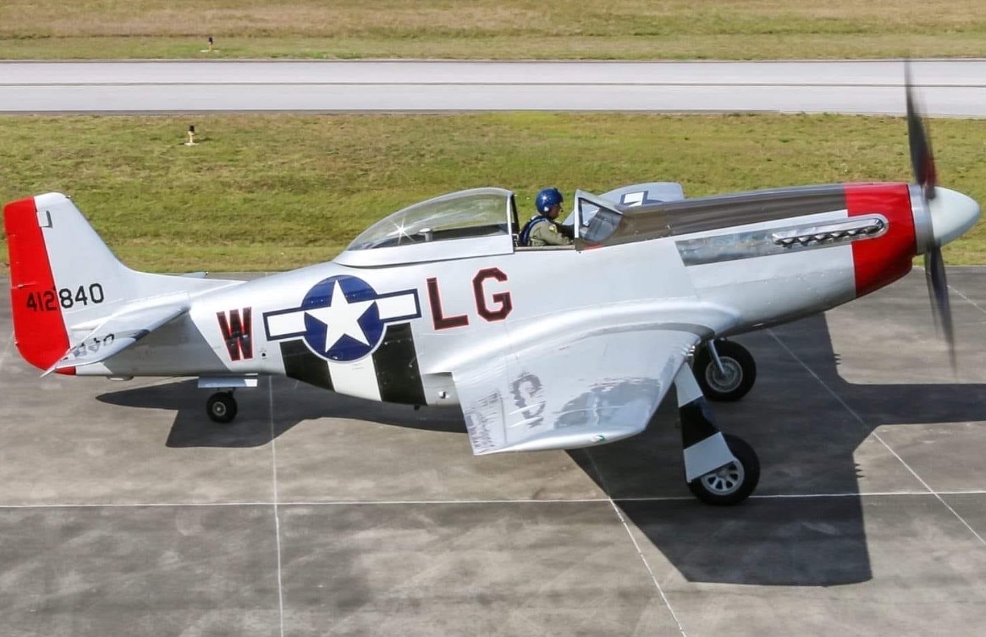 P-51D Mustang ท็อปกันทอมครูซ