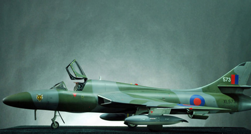 Hawker Hunter T.7 Conversion 1:32