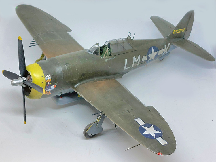 P-47D 霹靂剃刀鯨 1:32