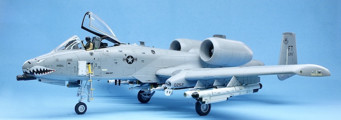 ਅਕੈਡਮੀ USAF A-10C 75ਵੀਂ ਫਲਾਇੰਗ ਟਾਈਗਰਜ਼ 1:48