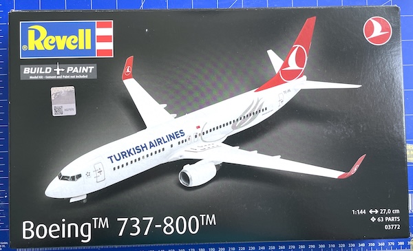Revell Boeing 737-800 1:144