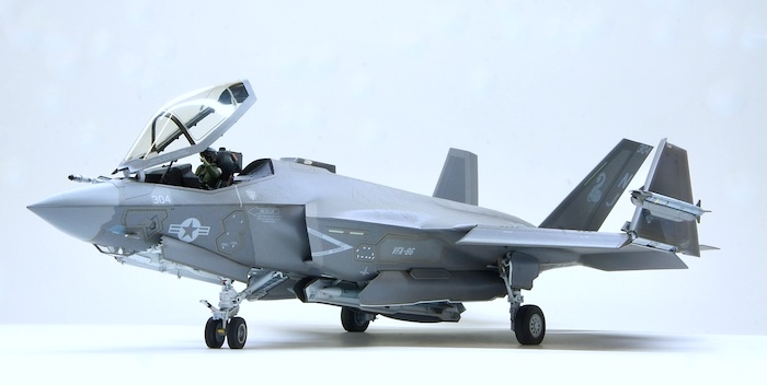Tamiya Lockheed Martin F-35C Lightning II 1:48