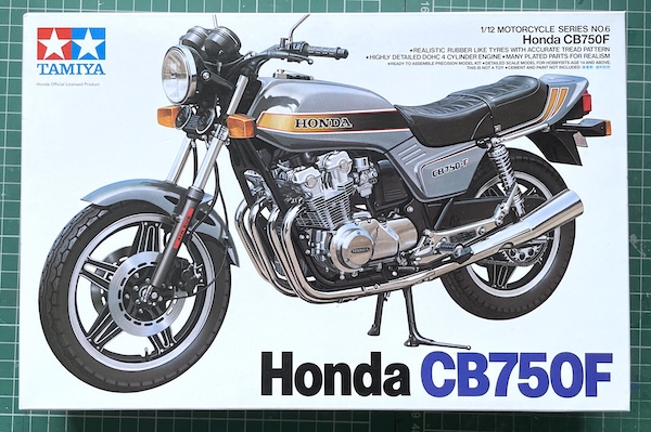 Tamiya Honda CB750F 1:12