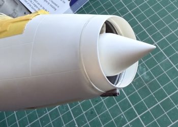 147 BN-Ac-Echelon-English Electric Lightning F.6, 1.32 Pt6