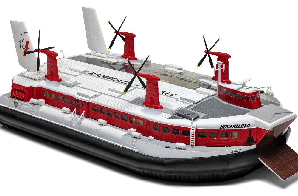 A09171V SR.N4 Hovercraft